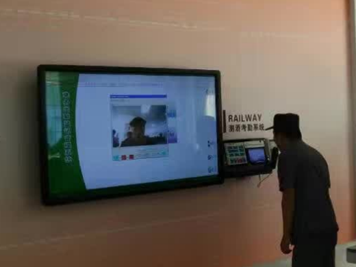 蓉城轨道交通，九测守安全